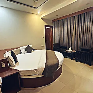The Safari Hotel