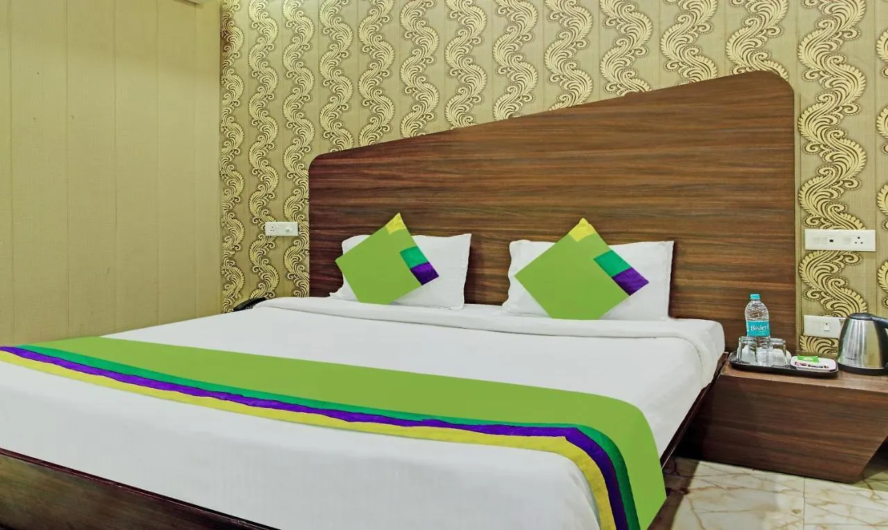 Treebo Trend Pearl Grand Zirakpur Hotel