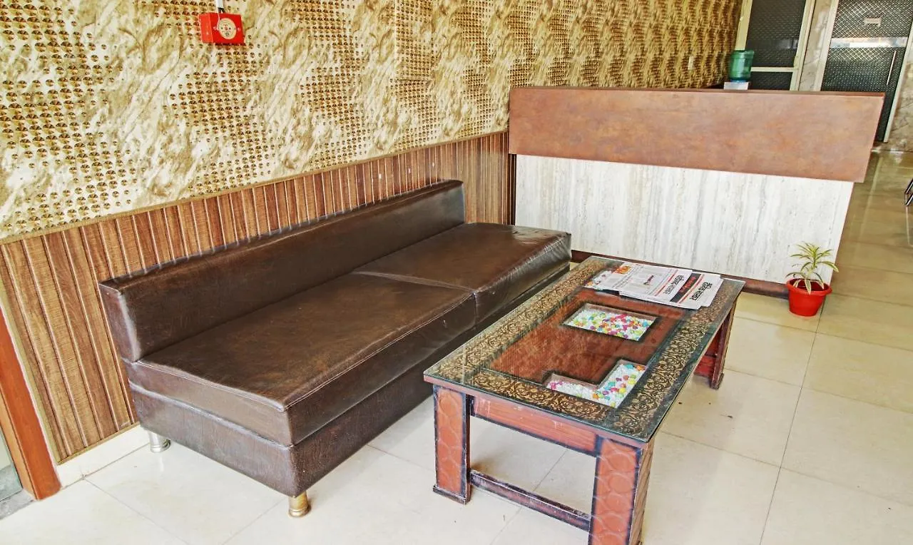 Treebo Trend Pearl Grand Zirakpur Hotel India