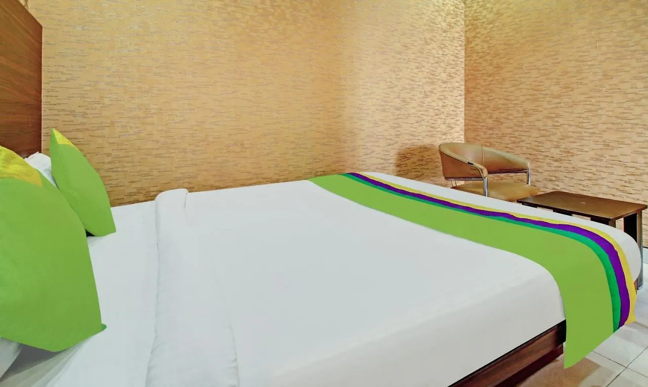 Treebo Trend Pearl Grand Zirakpur Hotel